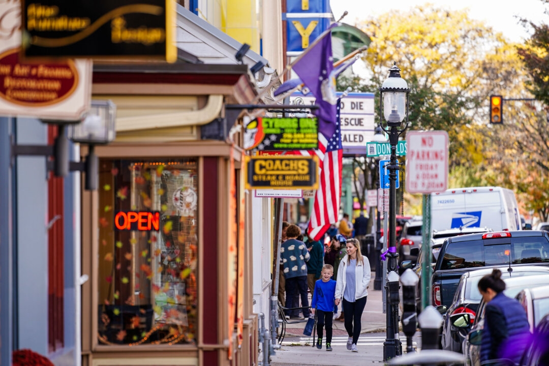 Leading US Economic Indicator Continues to Decline in March, Predicts ‘Slowing Economic Activity Ahead'