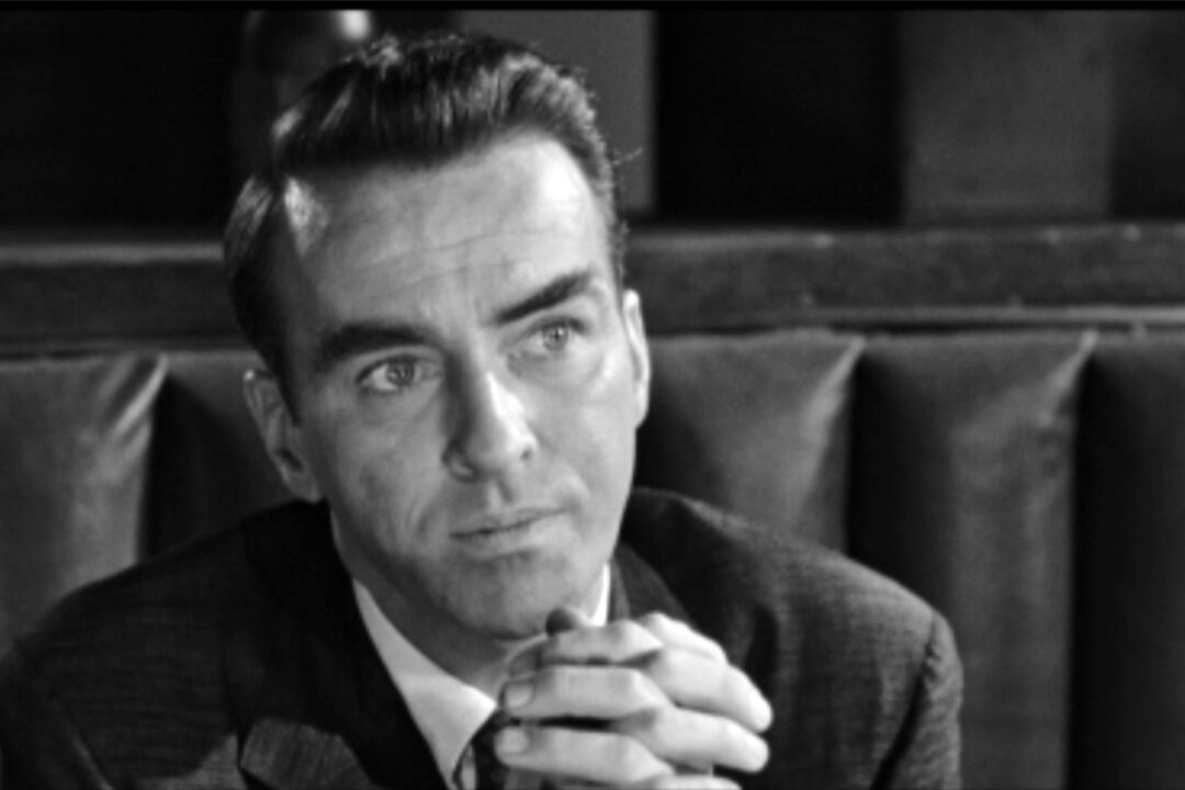 ‘Lonelyhearts': Unraveling Secrets of the Heart