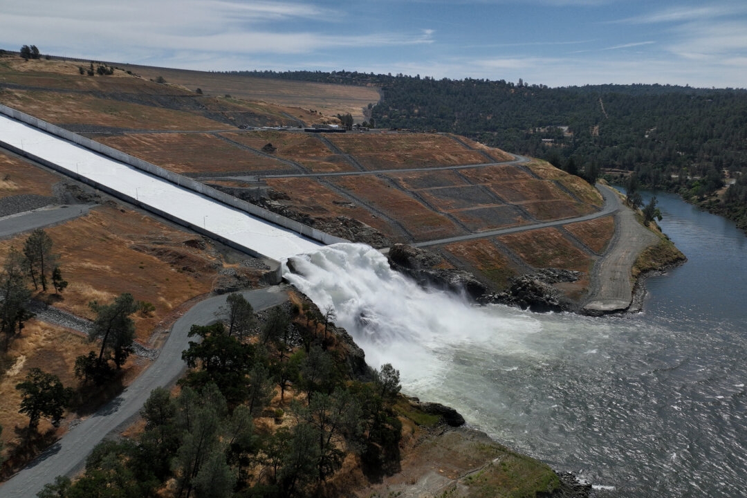California Increases Water Supplies to Farms, Residents