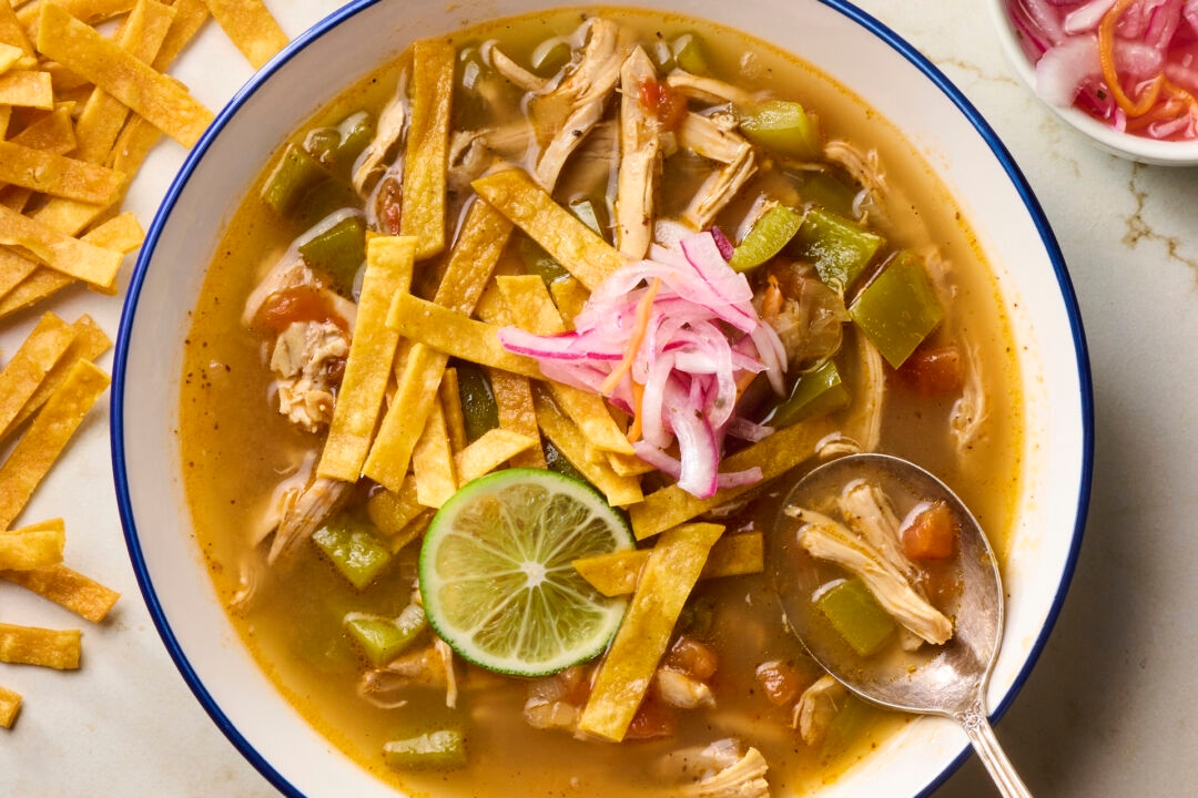 This ‘So Delicious' Chicken Soup Will Instantly Transport You to Mexico