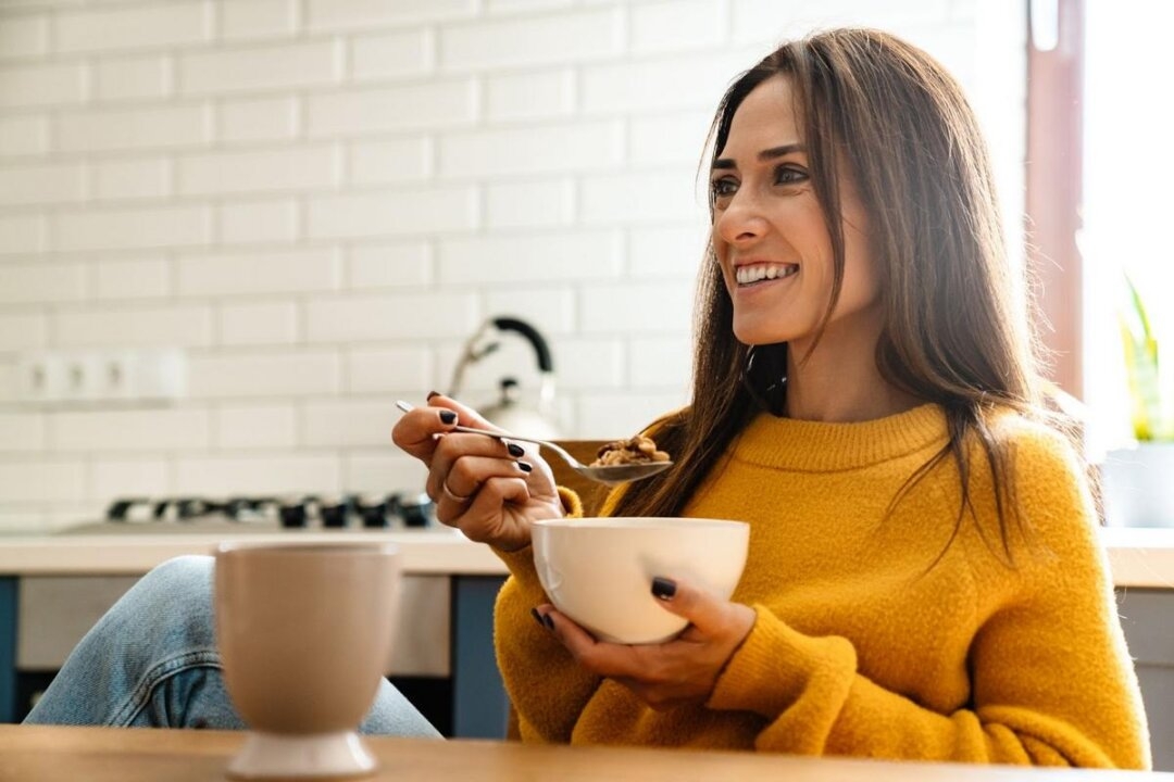 Kickstart Your Anti-Aging Journey With This Ready-in-3-Minutes Breakfast