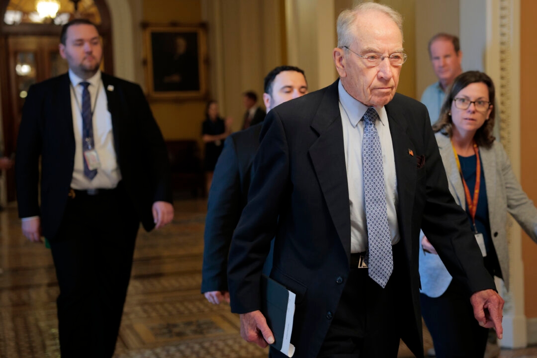 Chuck Grassley Places Hold on Trump's Treasury Nominees