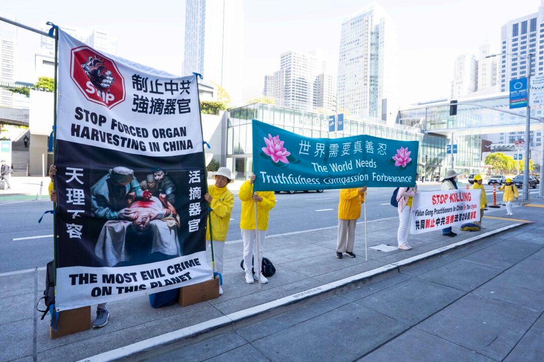 Crime of Organ Harvesting in China Exposed as World Transplant Congress Meets in San Francisco