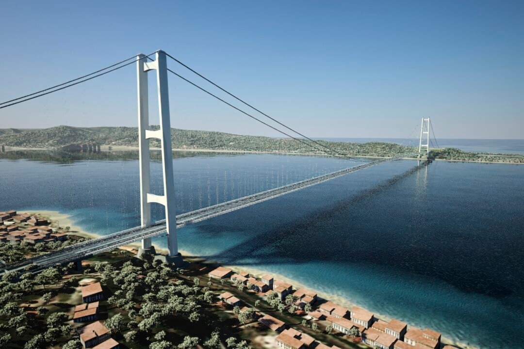 Italy Greenlights $15 Billion Bridge Linking Sicily to Mainland
