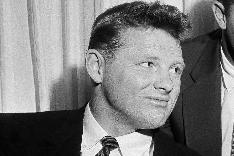 Packers Star Billy Howton, Believed to Have Been the Oldest Living NFL Player, Dies at 95