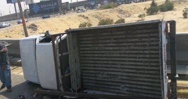 إصابة 21 عاملا إثر تصادم سيارة مع جرار زراعى فى الإسماعيلية