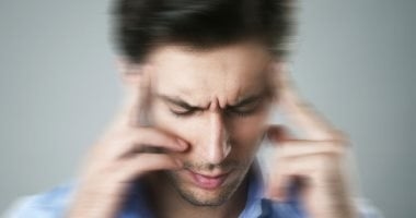الشعور بـ"الدوخة" علامة على الإصابة بسكتة دماغية فى تلك الحالة