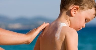 بلاش ثلج أو معجون أسنان.. كيف تتعاملين مع الحروق البسيطة عند الأطفال