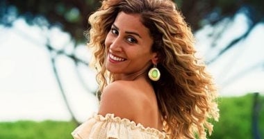 دينا الشربينى تصور فيلم طلقنى مع كريم محمود عبد العزيز وتنتظر عرض درويش