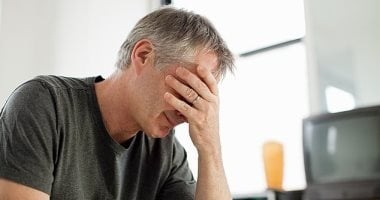 مش بس الستات.. خلل الهرمونات عند الرجال يسبب تقلبات مزاجية وهذه علاماته