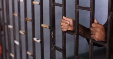 المشدد 10 سنوات لعامل ابتز فتاة وهددها بنشر صور خادشة فى شبرا الخيمة