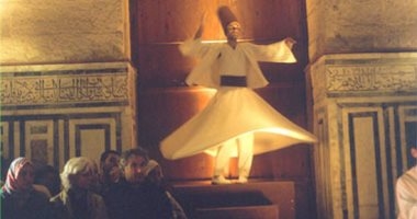 "هنغني" وأمسية طربية بقبة الغوري.. غداً
