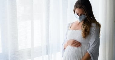 للحامل.. كيف تحمى نفسك من التراب والحر