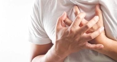 نوبة قلبية أم سكتة دماغية أم قصور في القلب.. تعرف على العلامات