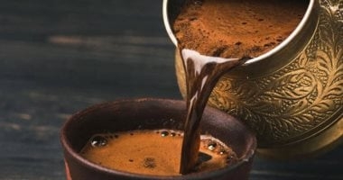 بتشرب كام فنجان؟.. اعرف العلاقة بين جرعتك اليومية من القهوة والأمراض