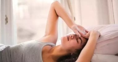 بتصحى مرهق رغم كفايتك من النوم.. نقص هذا العنصر الغذائى قد يكون السبب