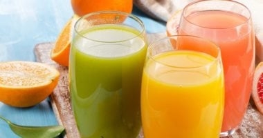 دراسة جديدة: عصائر الفاكهة الطبيعية ليست خيارا جيدا لهذه الأسباب