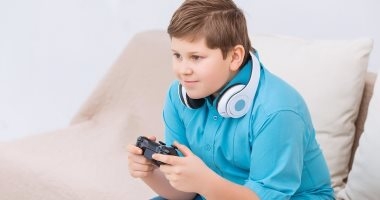 كيف تؤثر الشاشات على مزاجك وعقلك ونومك؟