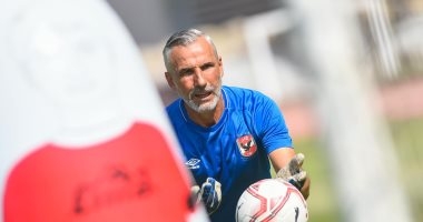 الأهلي يقرر تكريم يانكون والثلاثي الراحل