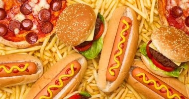 هذا ما يفعله تناول الأطعمة شديدة التصنيع لمدة 5 أيام فقط بدماغك