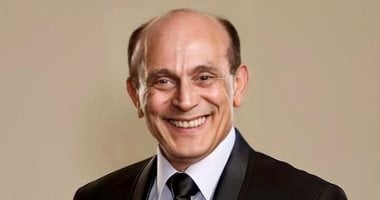 أشرف زكي عن حالة محمد صبحي الصحية: يغادر المستشفى حاليا متوجها إلى منزله