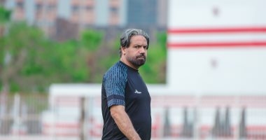 مدحت عبد الهادى صخرة دفاع الزمالك السابق يحتفل اليوم بعيد ميلاده الـ"51"