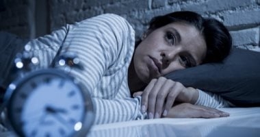 كيف ترتبط قلة النوم بخطر الإصابة بأمراض القلب.. خطوات ونصائح مهمة