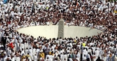 شوقى علام: التوكيل فى رمى الجمرات جائز شرعا للضعفاء والمرضى والنساء