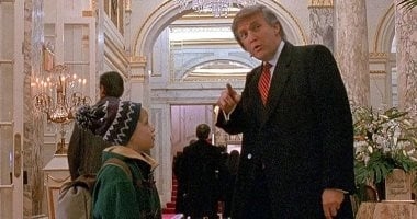 مخرج فيلم Home Alone 2: ظهور ترامب في الفيلم لعنة