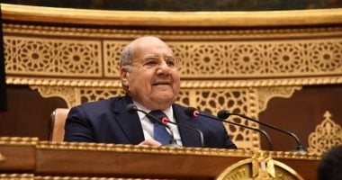نص مشروع قانون انتخابات الشيوخ.. 37 دائرة فردى و4 دوائر قائمة وتعيين 100