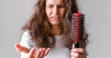 8 علامات بتقولك إنك محتاج تاخد فيتامينات