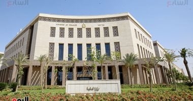 أخبار × 24 ساعة.. المالية تحدد موعد صرف مرتبات شهر مايو 2025 للعاملين بالدولة