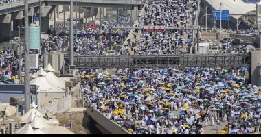 صحتك بالدنيا.. إزاى تقلل آثار المضاد الحيوى على المعدة.. فتاة تفقد قدرتها على التحدث بالإنجليزية بعد إتقانها تثير حيرة الأطباء.. علماء يحذرون من أضرار بعض أنواع الملابس الصيفية.. وأفضل تغذية أثناء رحلة الحج