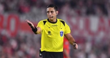 الفنزويلي خيسوس فالينزويلا يدير مباراة الأهلى وبورتو في كأس العالم للأندية
