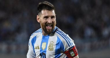 ميسي يرد على رافينيا بعد سحق البرازيل في تصفيات كأس العالم
