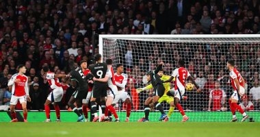 موعد مباراة ليفربول ضد أرسنال فى الدوري الإنجليزي والقناة الناقلة