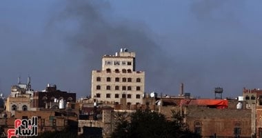 مصرع 40 شخصا وإصابة العشرات بانفجار قرب مطار صنعاء