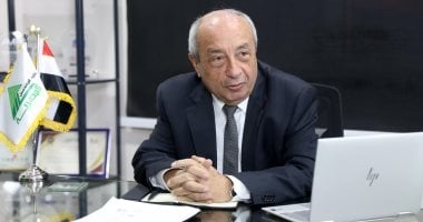 نقيب المهندسين يخاطب وزير التعليم العالي لبحث واقعة طلب قيد خريج حاصل على دبلوم