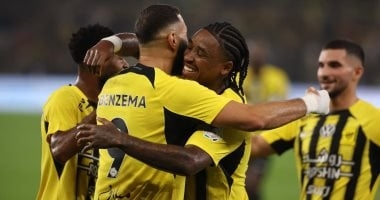 الشباب يستضيف الاتحاد في قمة كروية بالدوري السعودي