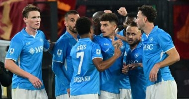 التشكيل الرسمى لقمة نابولي ضد ميلان فى الدوري الإيطالي