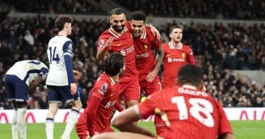ليفربول يسعى لتأكيد صدارة الدوري الإنجليزي ضد إيفرتون