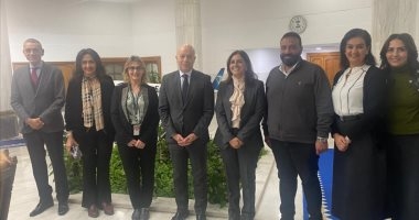 رئيس القابضة لمصر للطيران يلتقى الرئيس التنفيذى لاستراحات تحالف ستار العالمى بفرنسا