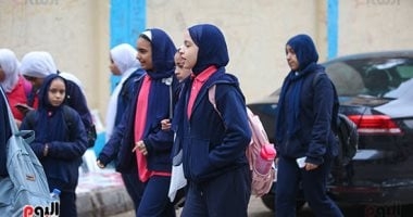 المديريات التعليمية تشدد على عدم اصطحاب المحمول داخل لجان الامتحانات