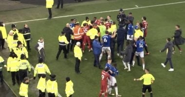 بيان مشترك من ليفربول وإيفرتون بعد أحداث الديربي فى الدورى الإنجليزى