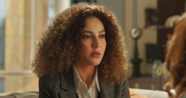 لو شعرك كيرلي زي نهى في مسلسل وتقابل حبيب.. 4 تسريحات لإطلالة جذابة