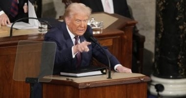 "مصادرة وليس اتفاق".. تليجراف: ترامب يريد نصف موارد أوكرانيا من الطاقة وكل معادنها
