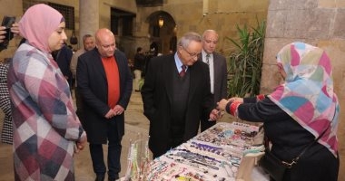 افتتاح معرض منتجات ورش بيت السنارى احتفاء باليوم العالمي للمرأة