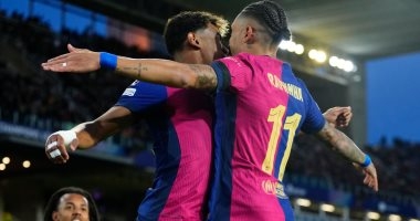 التشكيل الرسمي لقمة أتلتيكو مدريد ضد برشلونة في الدوري الإسباني