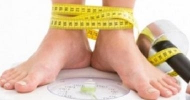 السبب وراء شيوع دهون البطن مع تقدمنا في العمر.. 3 طرق للوقاية