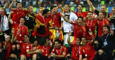 رياضة عالمية / قصة بطل.. منتخب إسبانيا يصنع التاريخ في يورو 2008